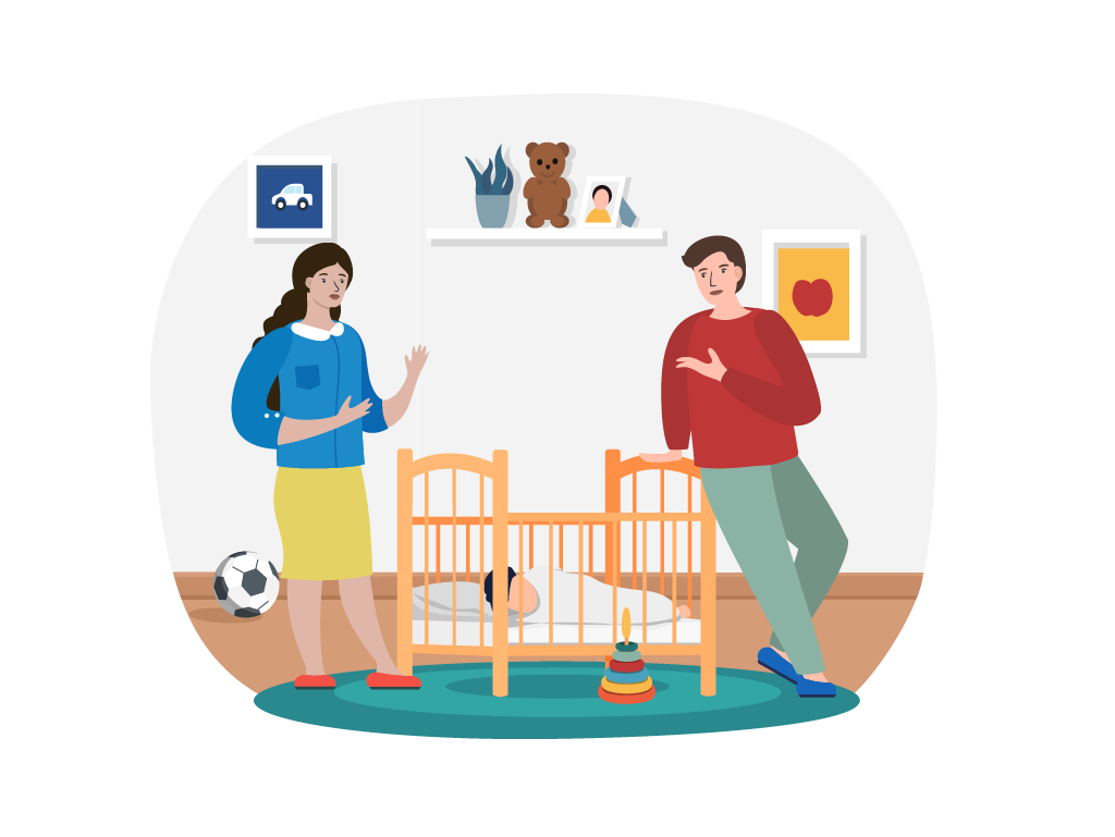 Eltern stehen vor einem Babybett, in dem Baby schläft, und unterhalten sich.